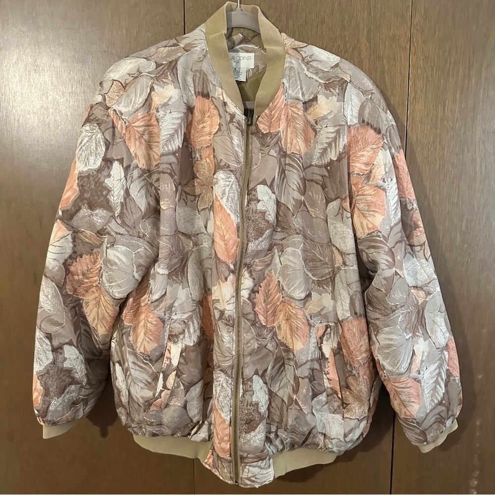 CASUAL CORNER Vintage Silk Bomber Jacket Autumn Fall Camo Foliage Print Sz M - Picture 2 of 9